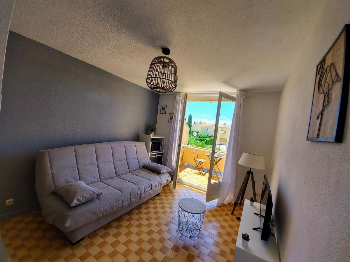 Apartament Coquet Studio Avec Belle Terrasse La Londe-les-Maures Zewnętrze zdjęcie